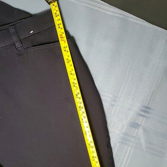 Northern Reflections Essential Dark Blue/Navy Bermuda Shorts - Size 12 - Picture 8 of 13